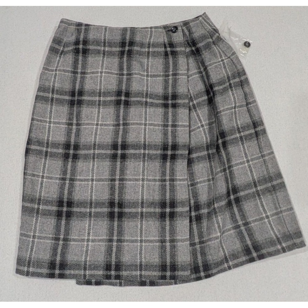 Worthington Wrap Skirt Womens 8 Grey Plaid Excellent Wool Blend Lined Mini